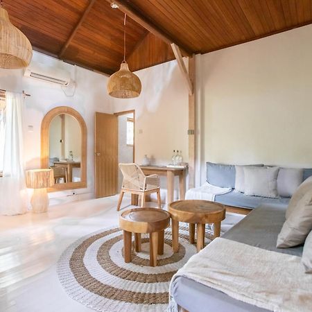 Aloita Resort Mentawai Tua Pejat Экстерьер фото