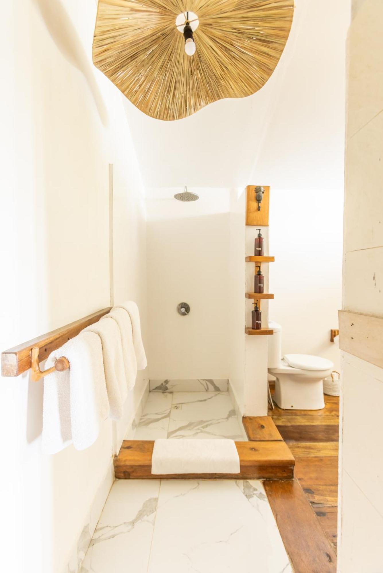 Aloita Resort Mentawai Tua Pejat Экстерьер фото